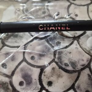 Chanel LE CRAYON Lèvres,Prune Noire-♡ Never Used♡